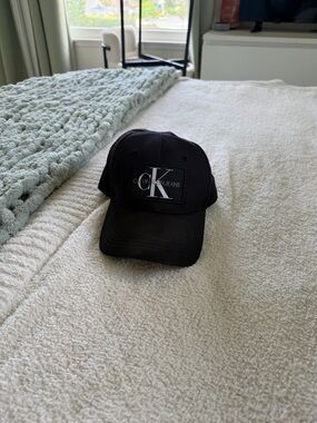 Calvin Klein men’s Black Baseball Cap with CK Patch